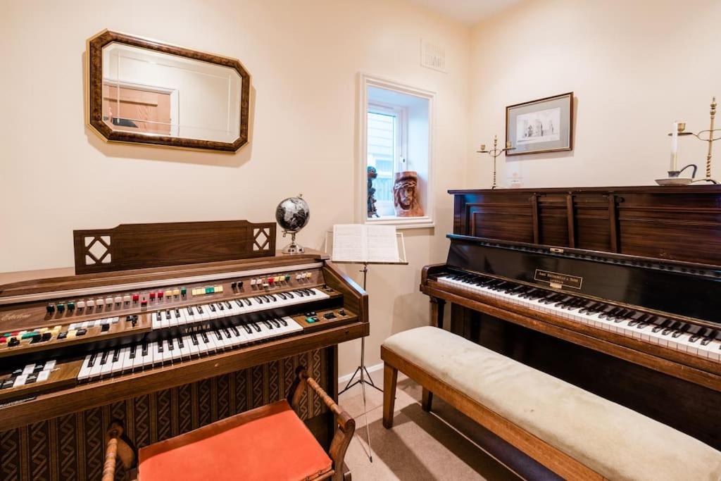 Spacious Home, Minutes Fom The Beach, Free Parking, Large Garden Area, Pets Welcome! Whitstable Luaran gambar
