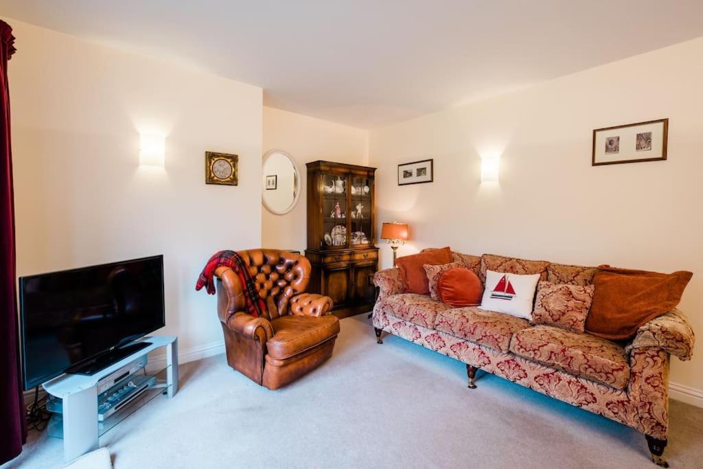 Spacious Home, Minutes Fom The Beach, Free Parking, Large Garden Area, Pets Welcome! Whitstable Luaran gambar